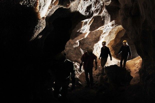 091515-nws-jewelcave